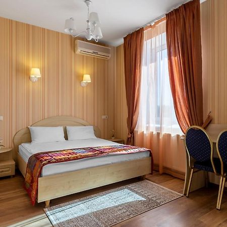Гостиница Siesta Киев Sofiivska Borshchahivka Экстерьер фото
