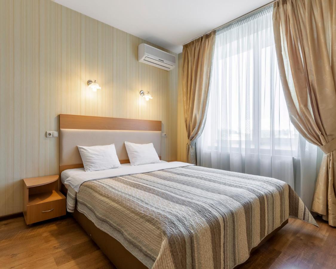 Гостиница Siesta Киев Sofiivska Borshchahivka Экстерьер фото