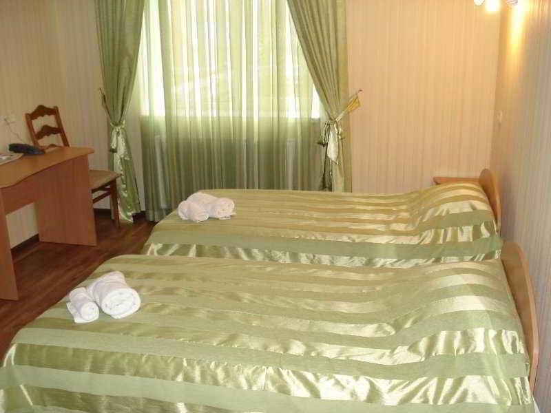 Гостиница Siesta Киев Sofiivska Borshchahivka Экстерьер фото